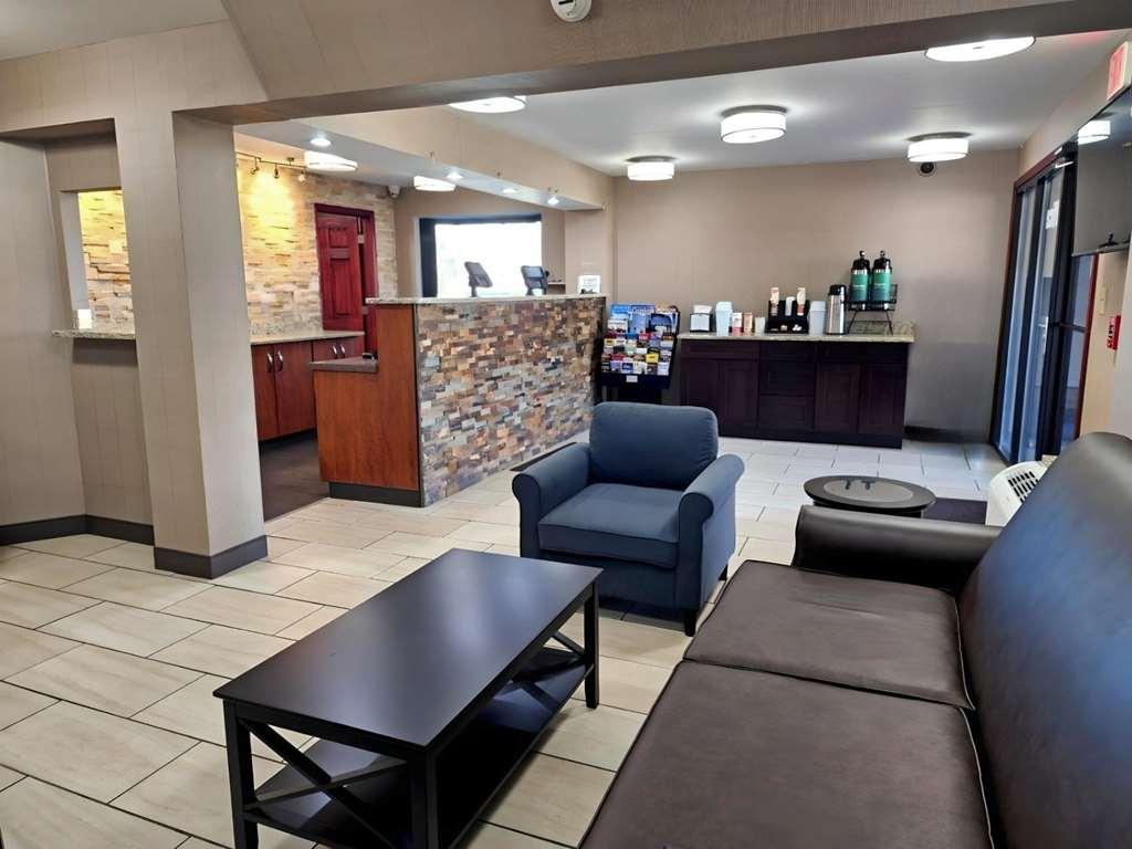 Quality Inn Middleburg Heights Interior foto